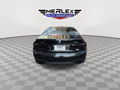 Used 2019 BMW 750i xDrive w/ M Sport Package AWD/4WD image 7