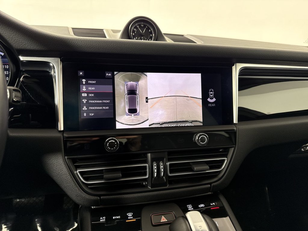 Certified 2024 Porsche Macan S AWD/4WD image 30