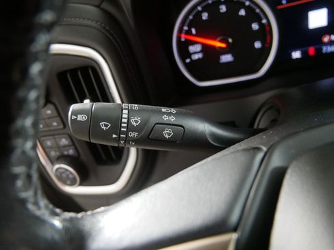 Used 2022 Chevrolet Silverado 1500 High Country w/ Technology Package image 39