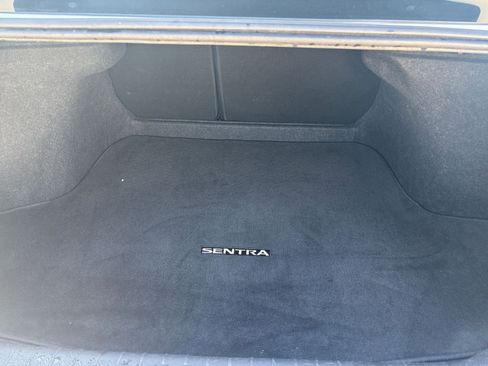 Used 2025 Nissan Sentra SV image 29