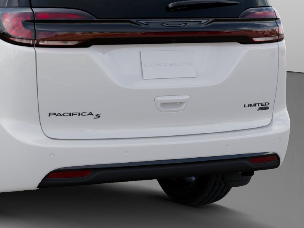 Used 2027 Chrysler Pacifica Limited AWD/4WD image 13
