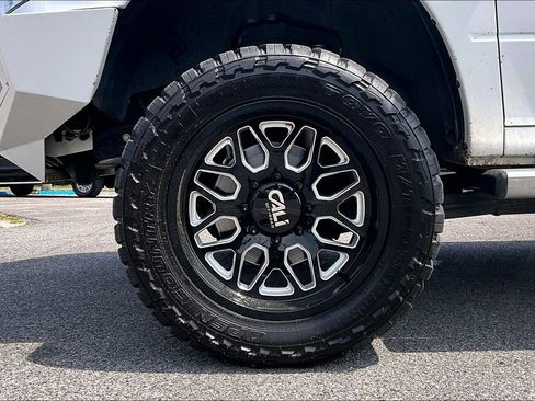 Used 2018 RAM 2500 SLT AWD/4WD image 33