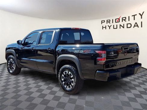 Used 2024 Nissan Frontier PRO-4X image 6