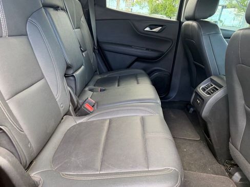 Used 2023 Chevrolet Blazer LT image 10
