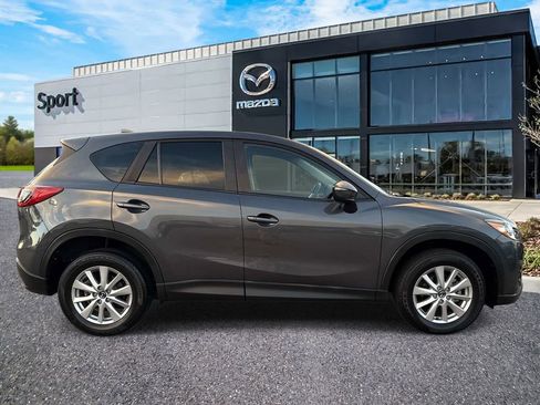 Used 2016 MAZDA CX-5 Touring image 2