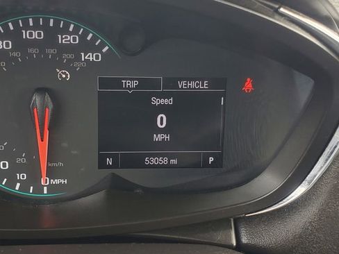 Certified 2019 Chevrolet Trax LT w/ Driver Confidence Package AWD/4WD image 16