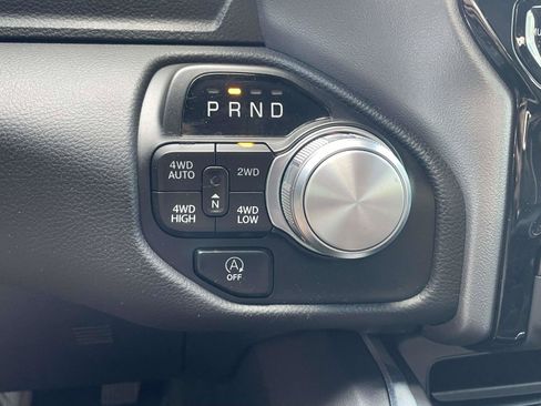 Used 2023 RAM 1500 Laramie AWD/4WD image 16