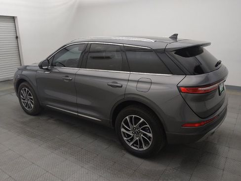 Used 2022 Lincoln Corsair FWD image 3