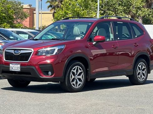 Used 2021 Subaru Forester Premium w/ Popular Package #1 AWD/4WD image 8