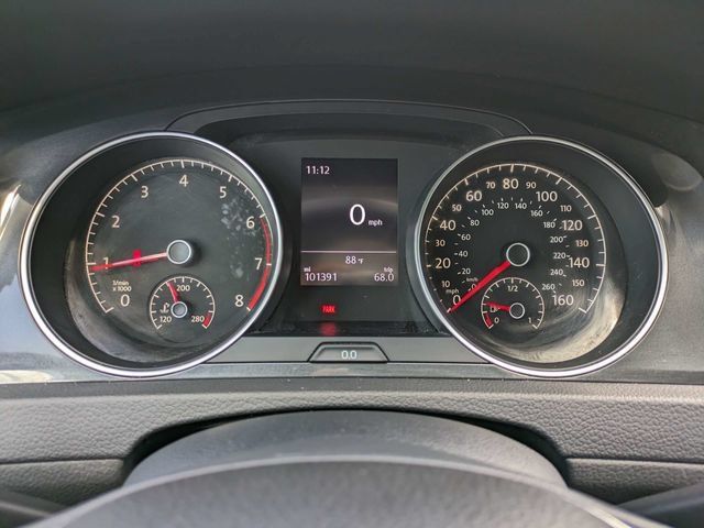 Used 2019 Volkswagen Golf S FWD image 24
