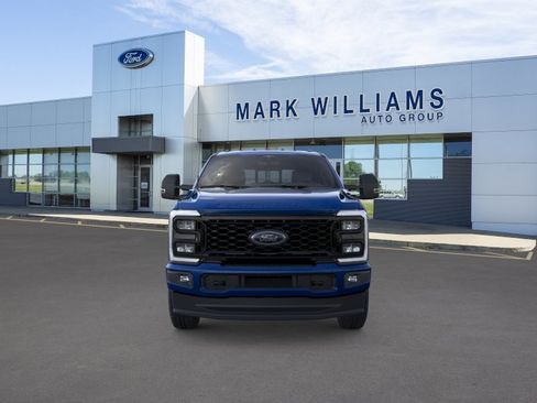 New 2026 Ford F250 XLT w/ XLT Premium Package AWD/4WD image 7
