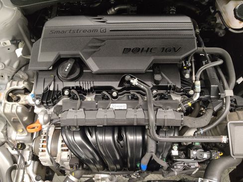 Used 2023 Hyundai Elantra SEL w/ Convenience Package image 30