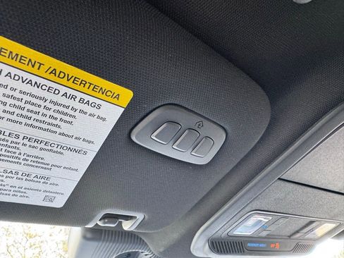 Used 2025 Ford Explorer ST RWD image 13