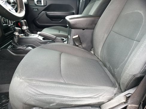 Used 2020 Jeep Gladiator Sport w/ Quick Order Package 24S image 19