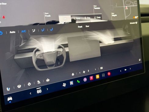 Used 2025 Tesla Cybertruck AWD Crew Cab image 15