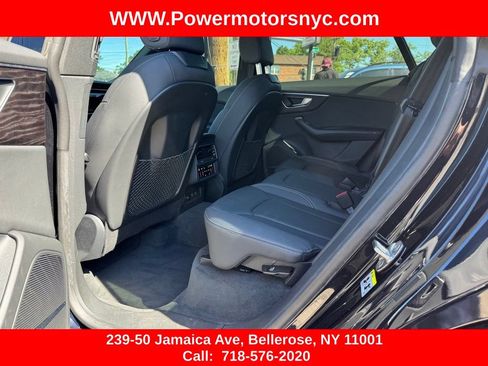Used 2021 Audi Q8 Premium Plus w/ Premium Plus Package AWD/4WD image 26