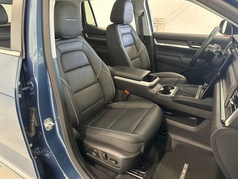 Used 2026 GMC Terrain Denali AWD/4WD image 36