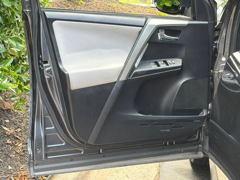 Used 2015 Toyota RAV4 XLE w/ Outdoor Package FWD image 28