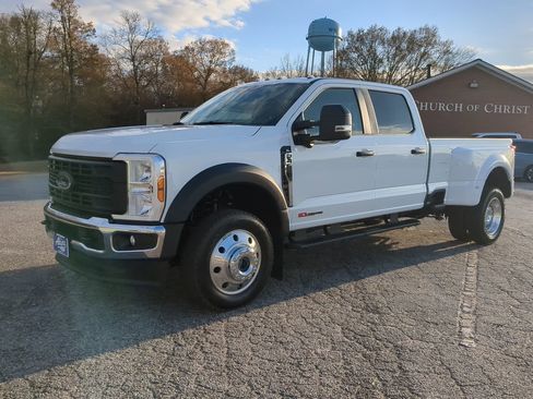 Used 2025 Ford F450 XL w/ 360-Degree Camera Package image 6