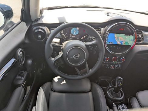 Used 2024 MINI Cooper S FWD image 17