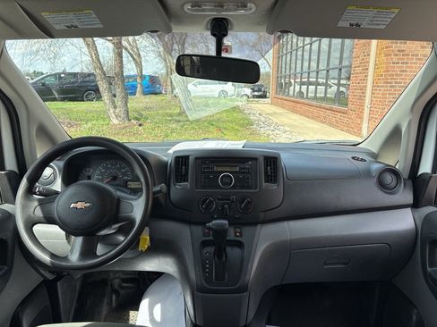 Used 2015 Chevrolet City Express LS image 16