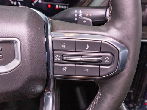 Used 2025 GMC Yukon Elevation w/ Elevation Premium Package AWD/4WD image 26