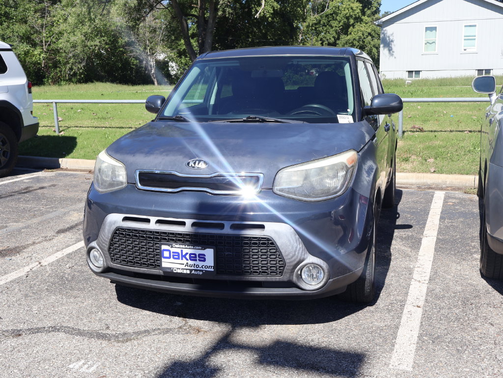 Used 2016 Kia Soul + FWD image 15