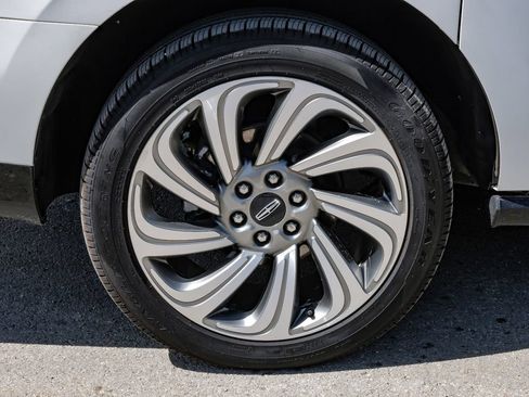 Used 2023 Lincoln Navigator L Reserve AWD/4WD image 60