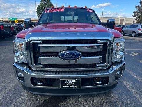 Used 2013 Ford F250 Lariat w/ Lariat Ultimate Pkg AWD/4WD image 2