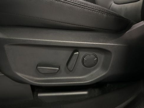 New 2025 Ford Ranger Lariat w/ FX4 Off-Road Package image 4