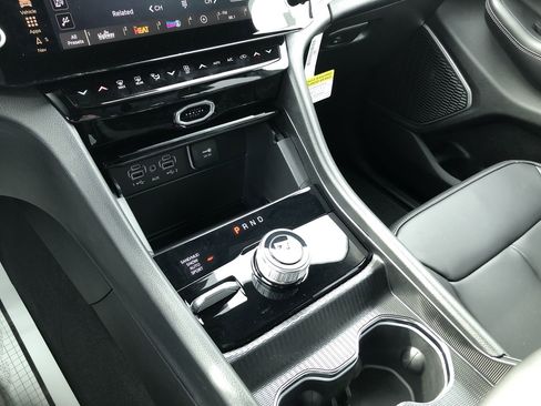 New 2026 Jeep Grand Cherokee Limited image 27