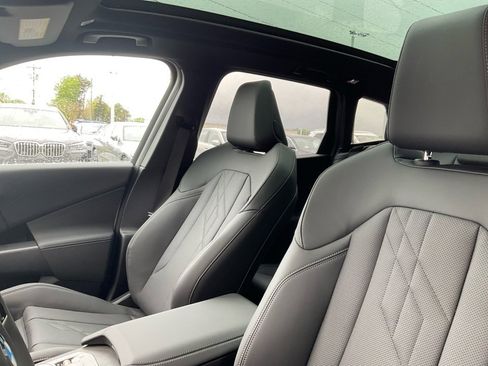 Certified 2025 BMW X3 xDrive30i w/ Premium Package image 28