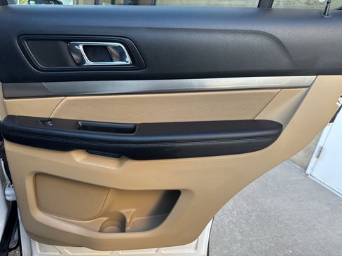 Used 2017 Ford Explorer 4WD image 32