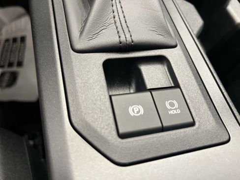 Used 2026 Toyota RAV4 SE AWD/4WD image 27