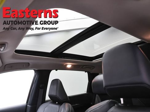 Used 2022 INFINITI QX60 Luxe w/ Vision Package AWD/4WD image 38