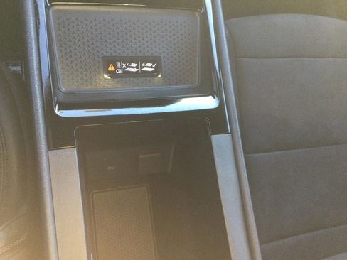 Used 2024 Chevrolet Blazer EV RS image 20