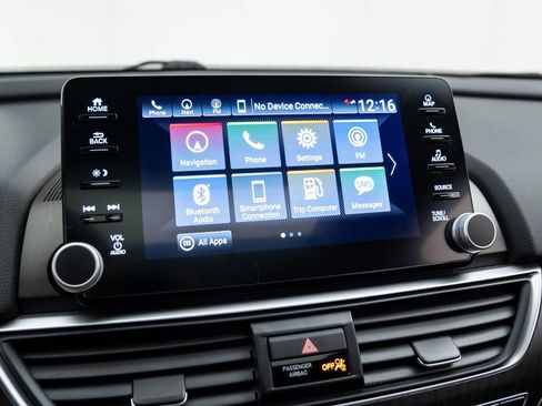 Certified 2020 Honda Accord Touring image 24