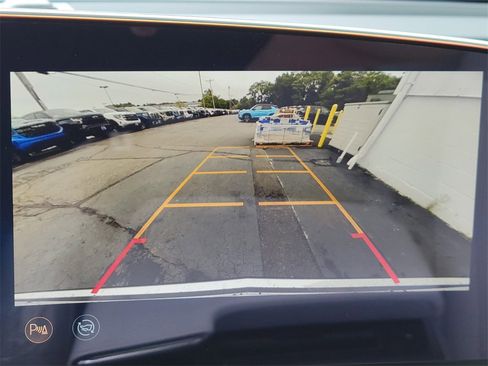 New 2025 Cadillac Lyriq Luxury image 21