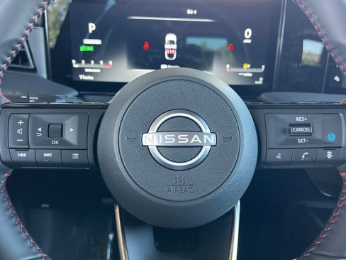 New 2025 Nissan Kicks SR w/ Illumination Package image 20