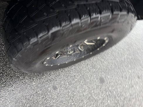 Used 2019 Toyota Tacoma TRD Off-Road image 4