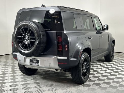 New 2025 Land Rover Defender 110 S image 5