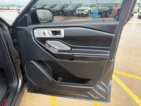 Used 2020 Ford Explorer ST w/ Premium Technology Package AWD/4WD image 25