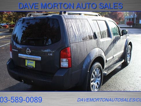 Used 2011 Nissan Pathfinder LE image 4