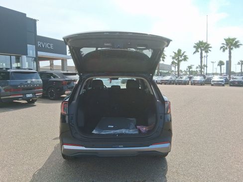New 2026 Kia Sportage EX FWD image 6