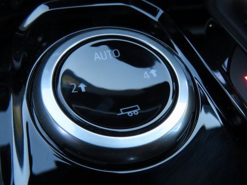 New 2026 Chevrolet Colorado LT image 11