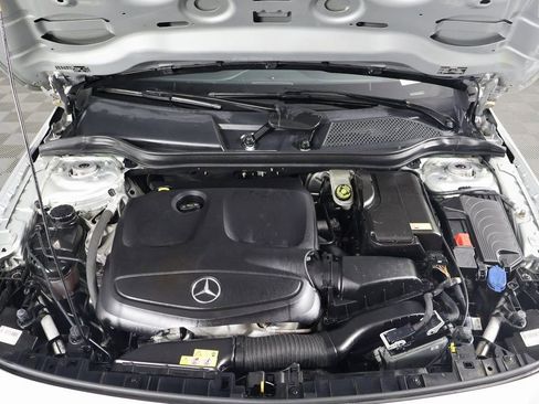 Used 2016 Mercedes-Benz GLA 250 image 15