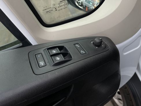 Used 2020 RAM ProMaster 2500 w/ Interior Convenience Group image 14