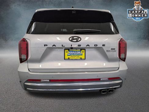 Used 2024 Hyundai Palisade Calligraphy image 6