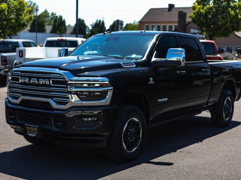 New 2025 RAM 2500 Laramie image 4
