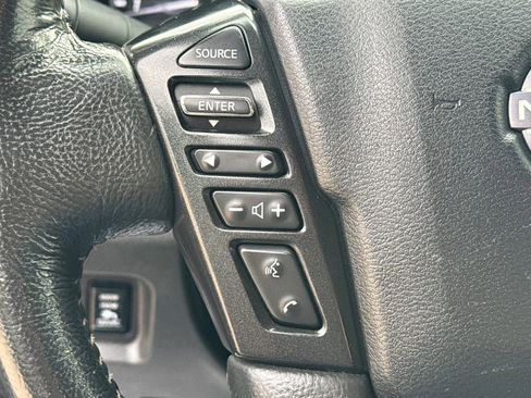 Used 2022 Nissan Frontier SV image 30